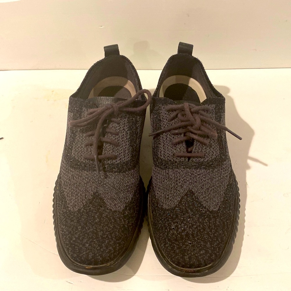 Cole Haan two tone wingtip shoes 8.5.
